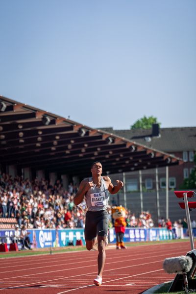 Malik Diakite (Hannover 96) ueber 1500m am 08.05.2022 beim Stadtwerke Ratingen Mehrkampf-Meeting 2022 in Ratingen